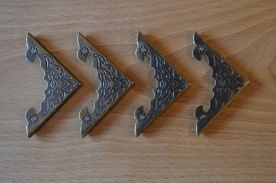 Antique Bronze Corners Protector Set (4)